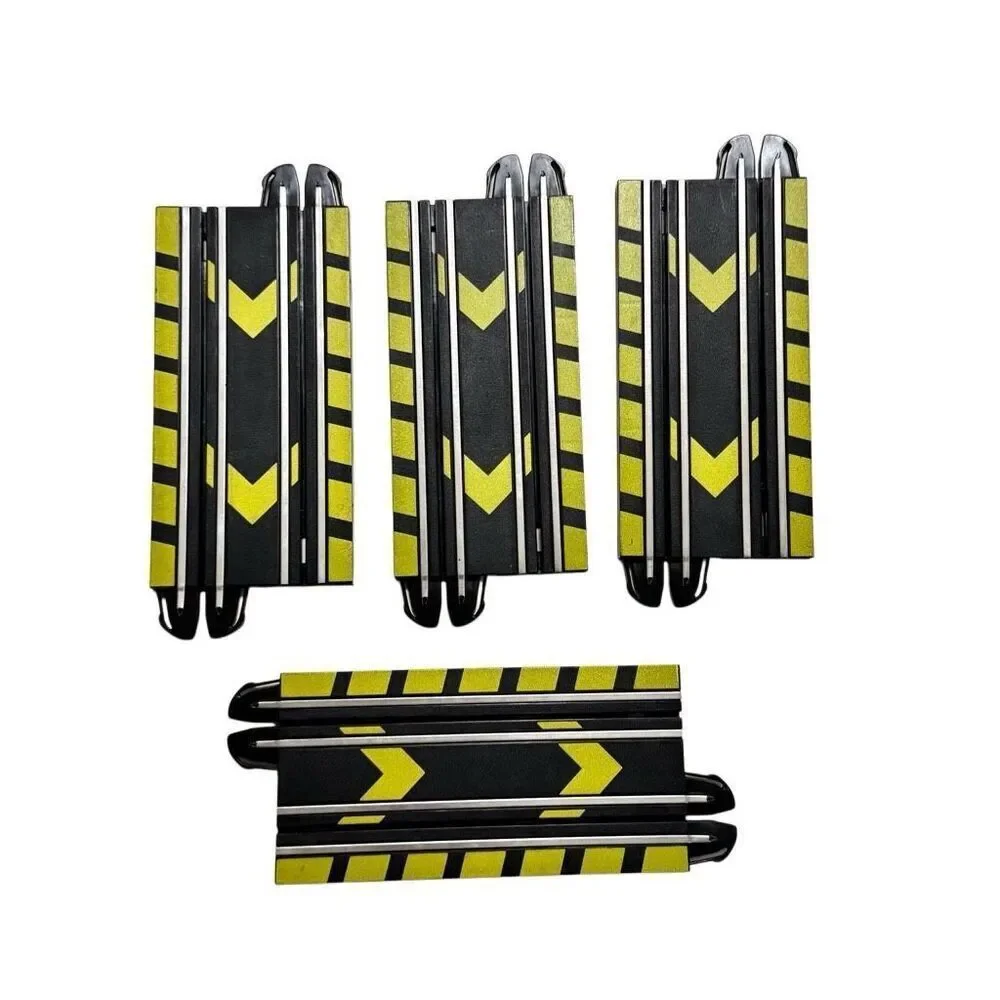 Micro Scalextric Batman Vs Joker Arrow C Track 4x ML-32996